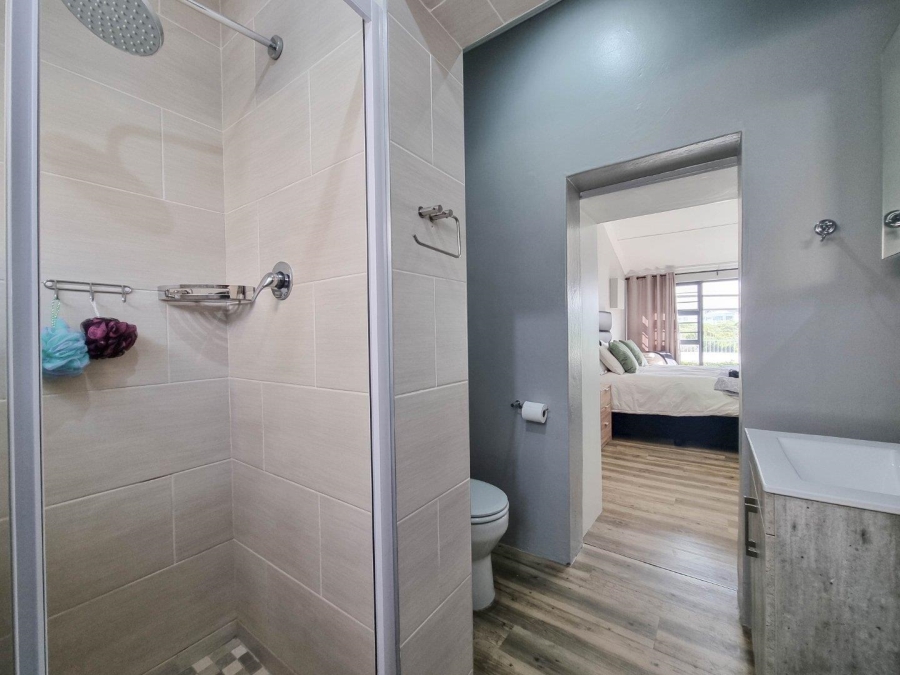 To Let 3 Bedroom Property for Rent in Sandbaai Western Cape